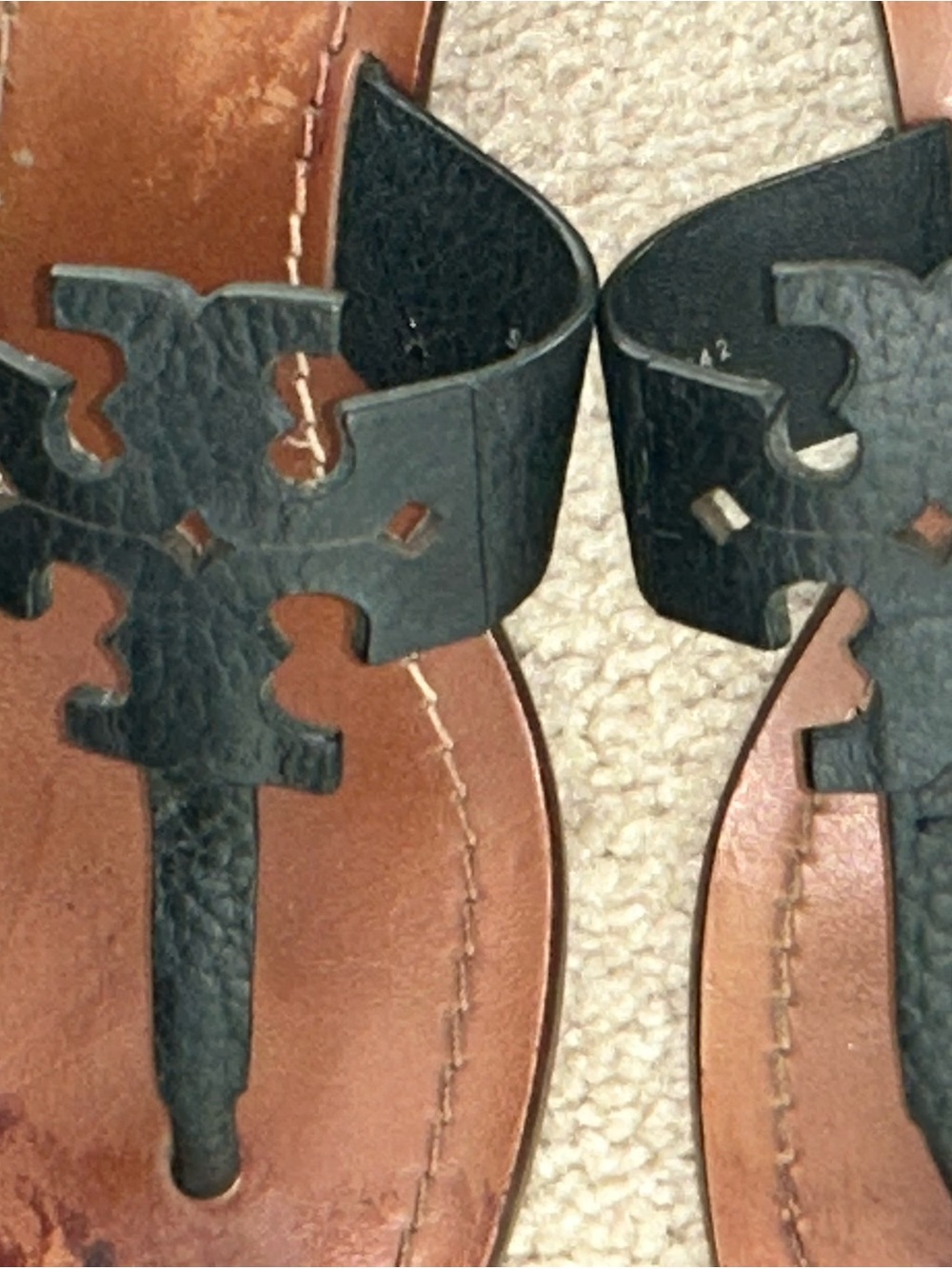 Tory Burch Black Leather Sandals. Slides size 9 - Picture 5 of 6